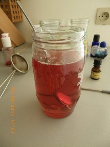 Making transparent soap coloring red